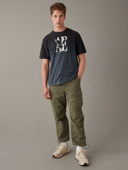 American Eagle - Men Black Super Soft Dip-Dye Logo Graphic T-Shirt
