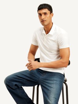 Levi's - Men Solid Slim Fit Polo T-Shirt
