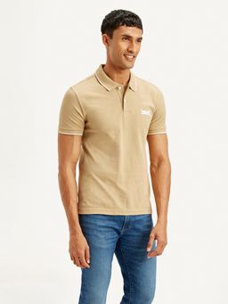 Levi's - Men Solid Slim Fit Polo T-Shirt