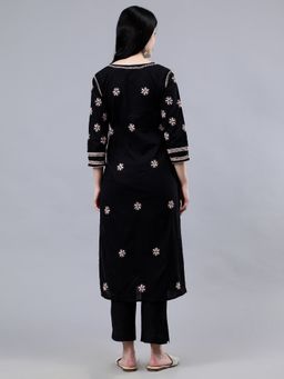 Seva
                                        Chikan - Black and Peach Hand
                                        Embroidered Cotton Chikankari
                                        Kurta - 1