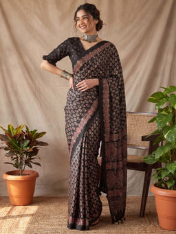 Akhilam - Women's Pure Crepe Black Printed Block Print Saree with Unstitched Blouse