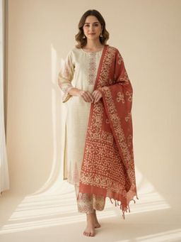 Autumnlane - Yukti Rose Handloom Kurta with Pant and Dupatta