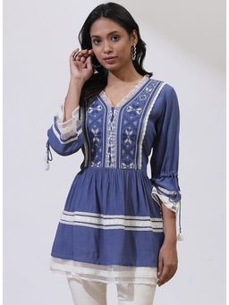 Lakshita - Women Blue Tunic with Lace Embroidery