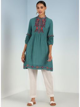 Lakshita - Women Solid Teal Kurta with Stylish Gathered Sleeve