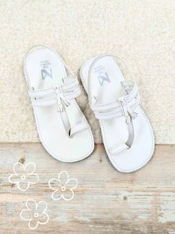 The Madras Trunk - Kids Unisex Sandals Slip-On-White