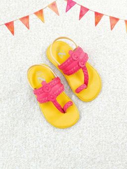 The Madras Trunk - Kids Kolhapuris Ethnic Unisex Sandals - Pink