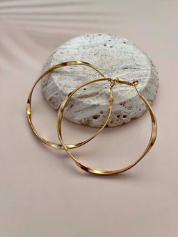 A FINE STORY - In A Twist Hoops