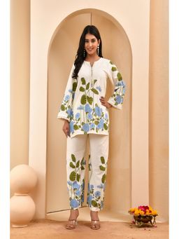 Vaasva Jaipur - Women White Floral Printed Co-Ord Set