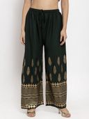 Green color option, Sold out, Currently selected