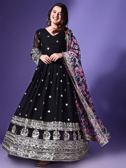 Wedani - V-Neck Black Anarkali Kurta with Pant and Dupatta