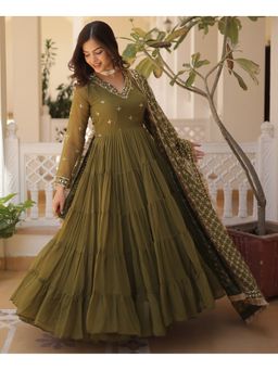 Wedani - Full Sleeve Green Anarkali Kurta with Pant and Dupatta