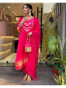 Suha - Pink Viscose Embroidered Kurta with Pant and Dupatta