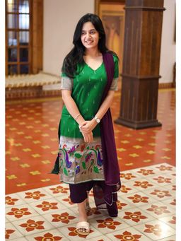 Suha - Green Silk Blend Jacquard Woven Kurta with Pant and Dupatta