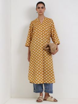 Pink Fort - Cotton Three Fourth Sleeves V-Neck Yellow Women Kurta