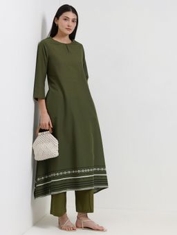 Pink Fort - Pure Cotton A-Line Green Round Neck Kurta with Pant