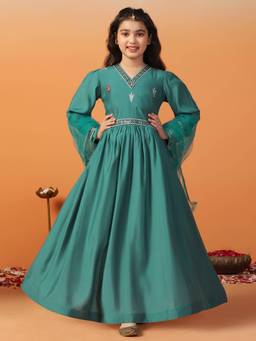 FASHION DREAM - Girls Teal Chanderi Thread Work Dress With Dupatta