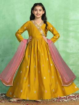 FASHION DREAM - Girls Mustard Chanderi Thread Work Dress With Dupatta