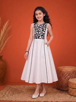 FASHION DREAM - Girls Off White Cotton Blend Thread Work Dress