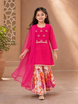 BITIYA BY BHAMA - Girls Pink Cotton Blend Lace Work Kurta With Sharara and Dupatta