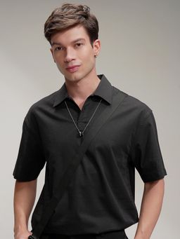 HIGHLANDER - Men Black Solid Collar Neck Oversized Shirt