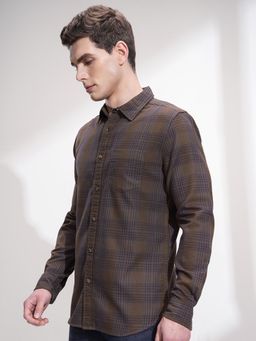 HIGHLANDER - Men Brown Dobby Textured Checked Casual Shirt
