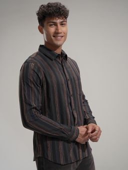 HIGHLANDER - Men Black & Brown Chenille Yarn Textured Checked Casual Shirt