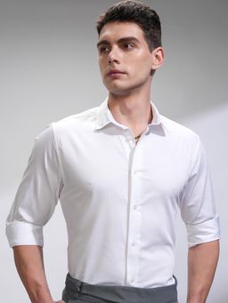 HIGHLANDER - Men White Satin Solid Occasion Shirt
