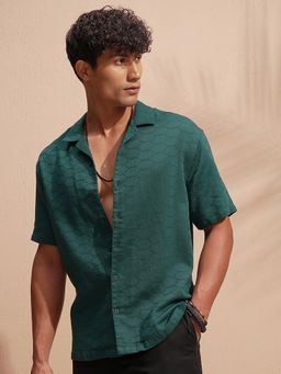 HIGHLANDER - Men Green Dobby Textured Solid Cuban Collar Relaxed Fit Shirt