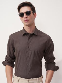 HIGHLANDER - Men Coffee Brown Popcorn Textured Slim Fit Shirt