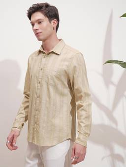 HIGHLANDER - Men Yellow Dobby Textured Striped Slim Fit Shirt