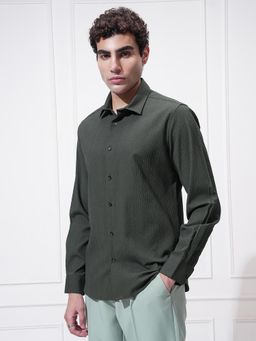 HIGHLANDER - Men Green Jacquard Textured Solid Evening Occasion Slim Fit Shirt