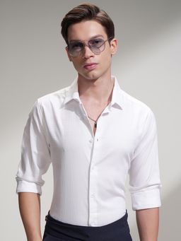 HIGHLANDER - Men White Dobby Textured Slim Fit Shirt