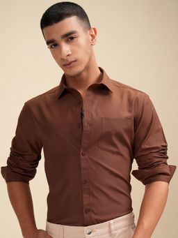 HIGHLANDER - Men Peanut Brown Solid Casual Shirt