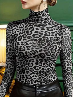 Tandul - Stylish Grey Animal Printed High Neck Pullover