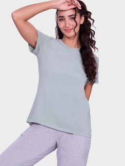 Enamor - Women Green Solid Relaxed Fit T-Shirt
