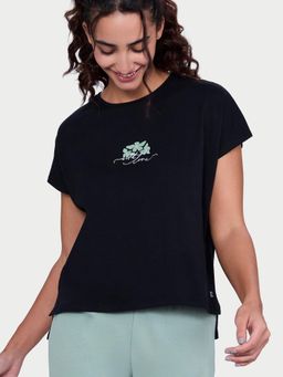 Enamor - Women Black Graphic Relaxed Fit T-shirt