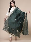 Green color option, Sold out, Currently selected