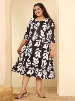 Amydus - Plus Size White Black Leaf Print A Line Dress