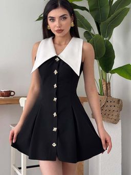 MISS MOSA BY AKANKSHA - Leiria Luxe V Neck Black Mini Dress