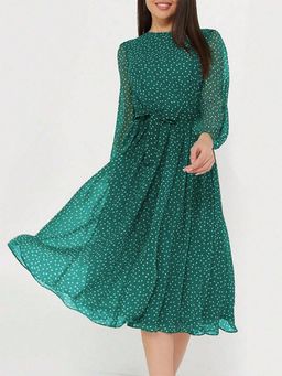 Outzidr - Green Printed High Neck Knee Length Dress