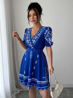 Outzidr - White Printed V-Neck Mini Dress