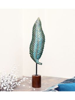 Vedas - T-Maiya Leaf Table Decor Big