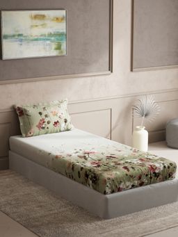 Ddecor Live Beautiful - Floral Single Bedsheet With 1 Pillow Cover - Red