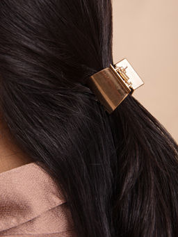 Twenty Dresses by Nykaa Fashion - Treasure The Memories Hair Claw
