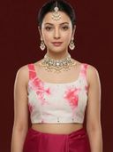 Pink color option, Currently selected