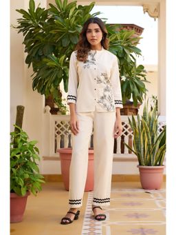 Vbuyz - Women Off White Cotton Embroidered Top with Pant