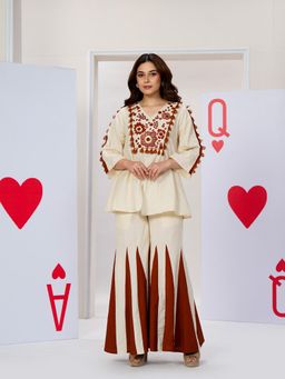 ZUMMER - Embroidered Co-Ord Set - Brown