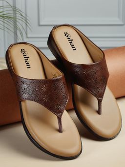Gahan - Trendy Toe-Ring Slip-On Block Sandals for Women - Brown