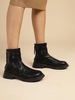 Truffle Collection - Black Solid Boots