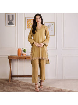 First Resort by Ramola Bachchan - Women's Beige Chanderi Solid Kurta and Pant